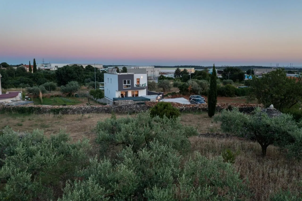 Vila Viks Galižana