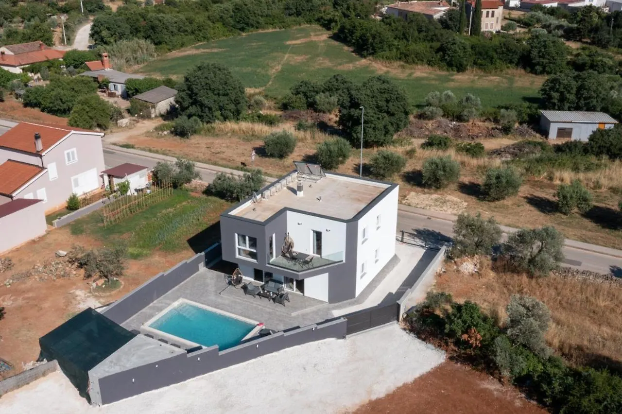 Vila Viks Galižana Villa